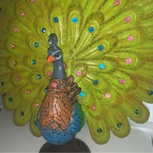 Peacock Statue figurine